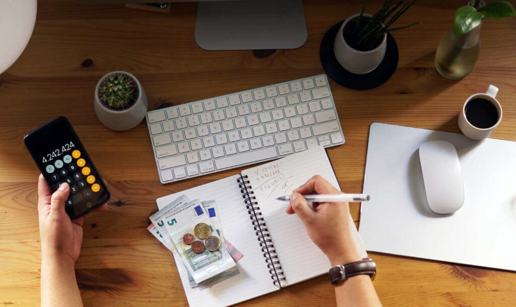 Streamlining Your Personal Finances with Accounting Services